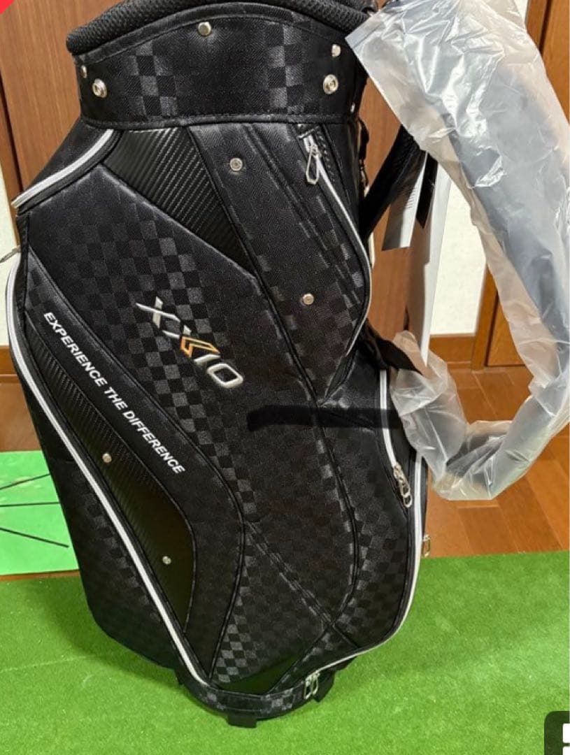XXIO ゼクシオ　超軽量キャディバッグ ブラック