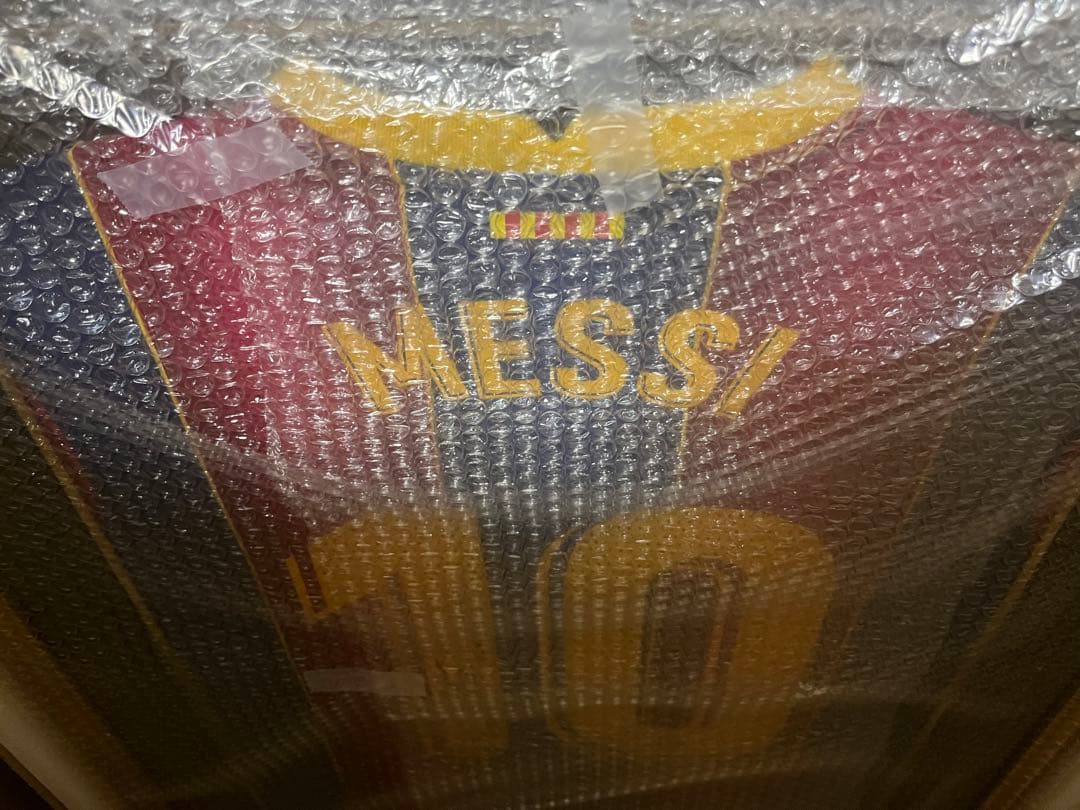 メッシ直筆サイン入りバルセロナ20/21ホームユニフォーム特製フレーム