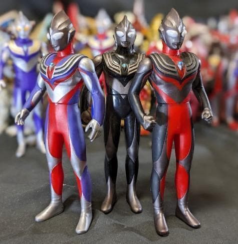 ウルトラマンティガ＆登場怪獣・宇宙人（バンダイ）ソフビフィギュア34体セット