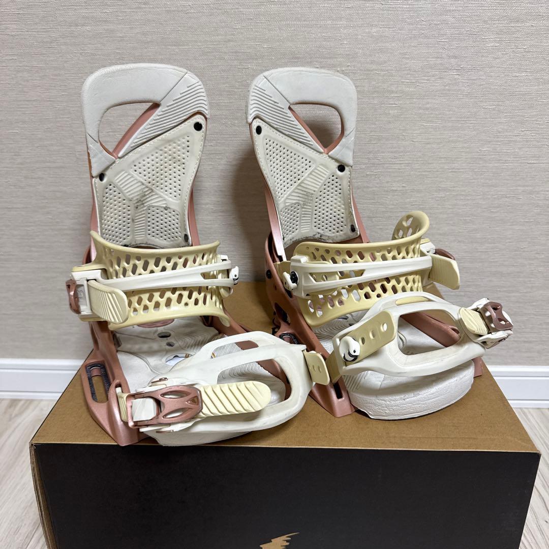 ☆BURTON☆ LEXA EST Mサイズ 23-25cm