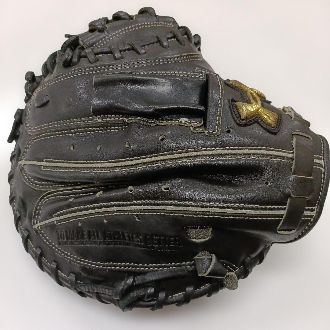 美品 UNDER ARMOUR キャッチャーミット 一般 軟式