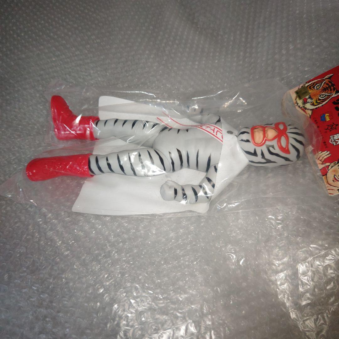 メディコム・トイ　タイガーマスク　グレイトゼブラ　ソフビ　電人　未開封