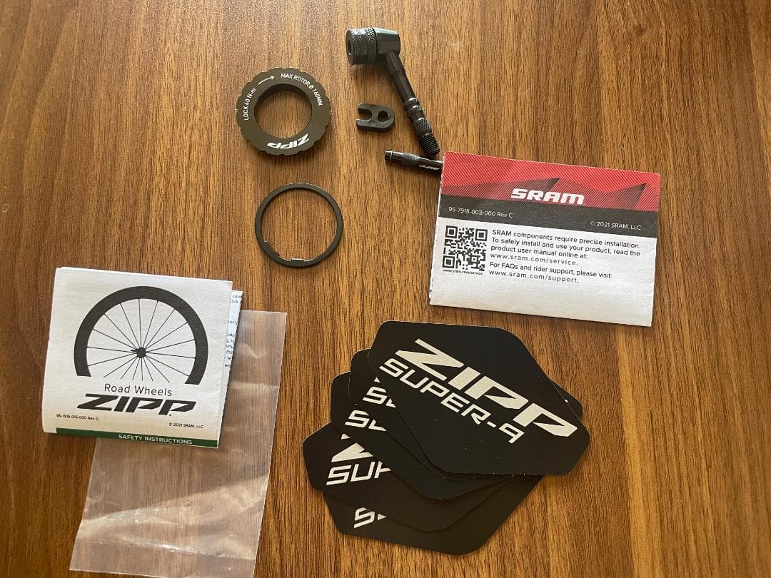 美品 TT/トライアスロンZipp Super9 Carbon ディスクブレーキ