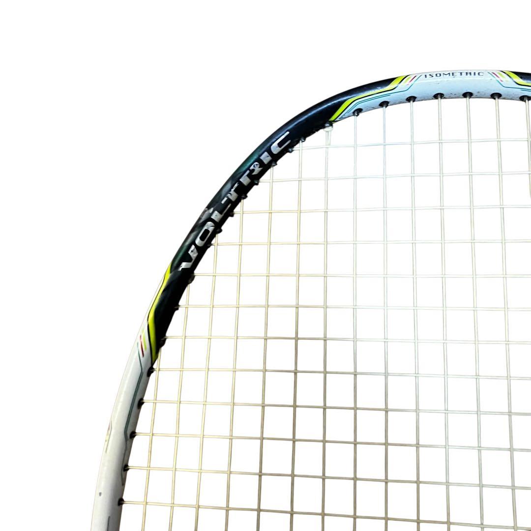 VOLTRIC Z FORCE バドミントンラケット ホワイト/グリーン