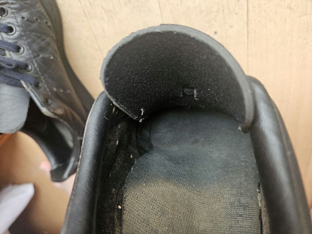 1982頃　希少　adidas official 黒 26センチ位