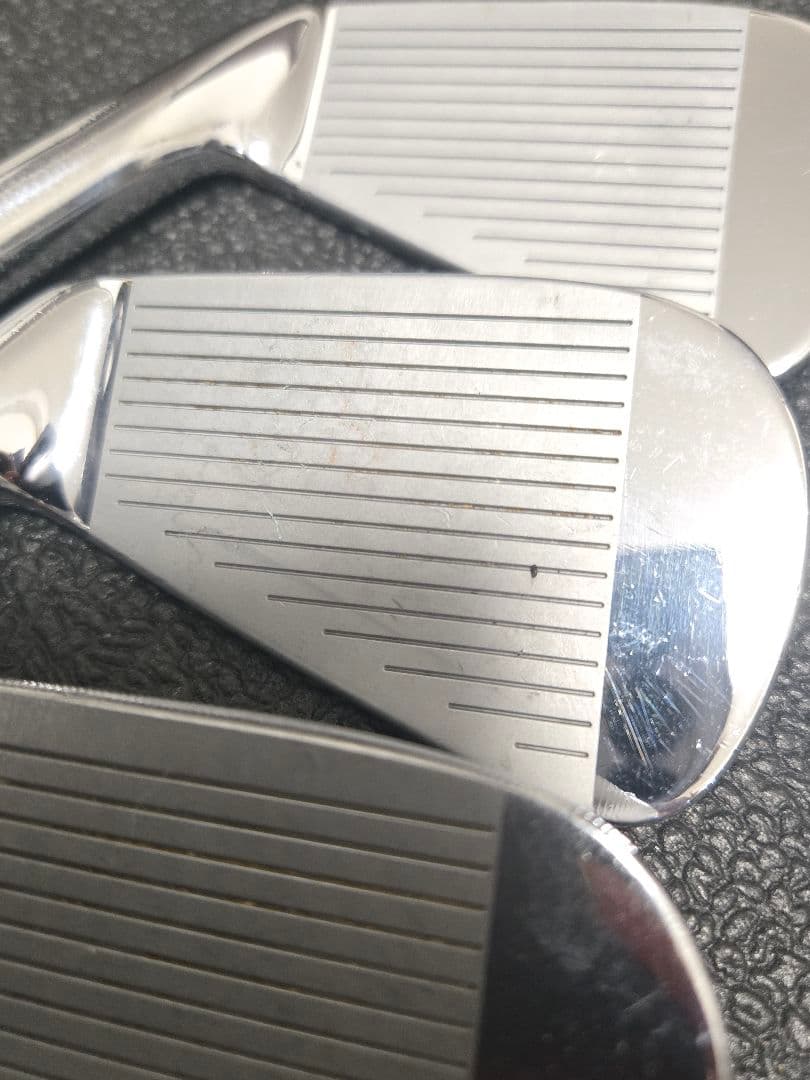 TaylorMade P-7TW 3I〜PW ダイナミックゴールド　8本セット