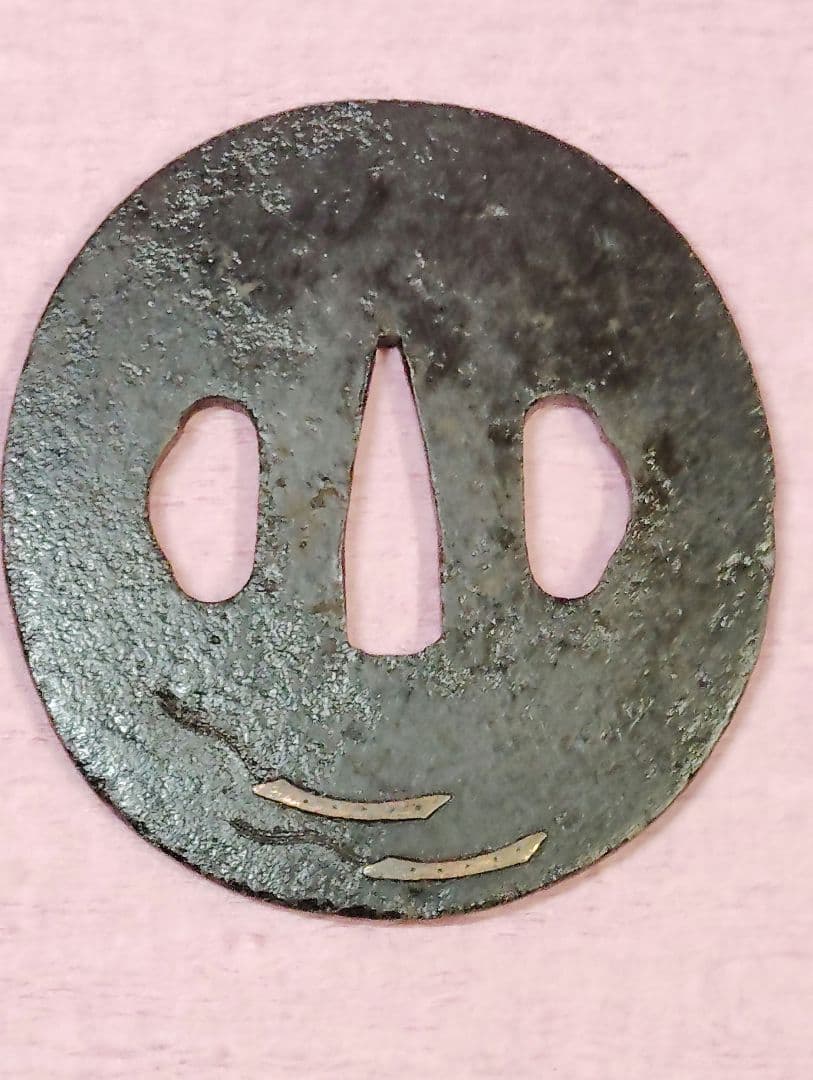 刀装具 鐔 鍔 無銘 鉄地 金象嵌 色絵 庭園 桜図 丸形鐔 時代物