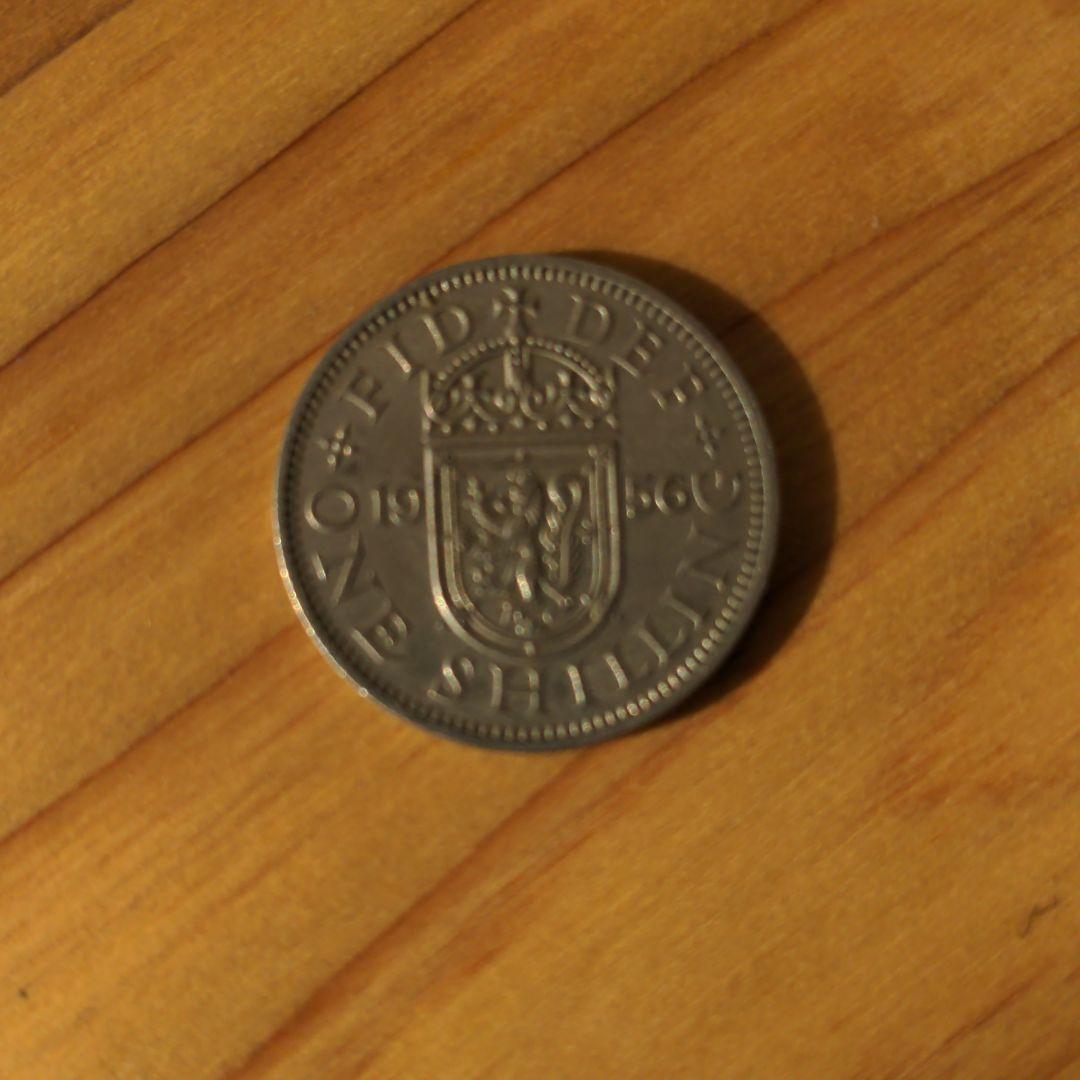 1956年のエリザベスです。