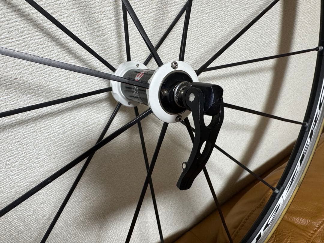 FULCRUM RACING ZERO ホワイトハブ