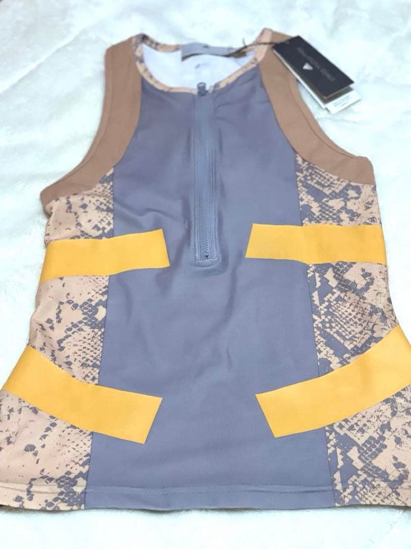 ✨新品タグ付✨adidas by Stella McCartney ヨガウェアM