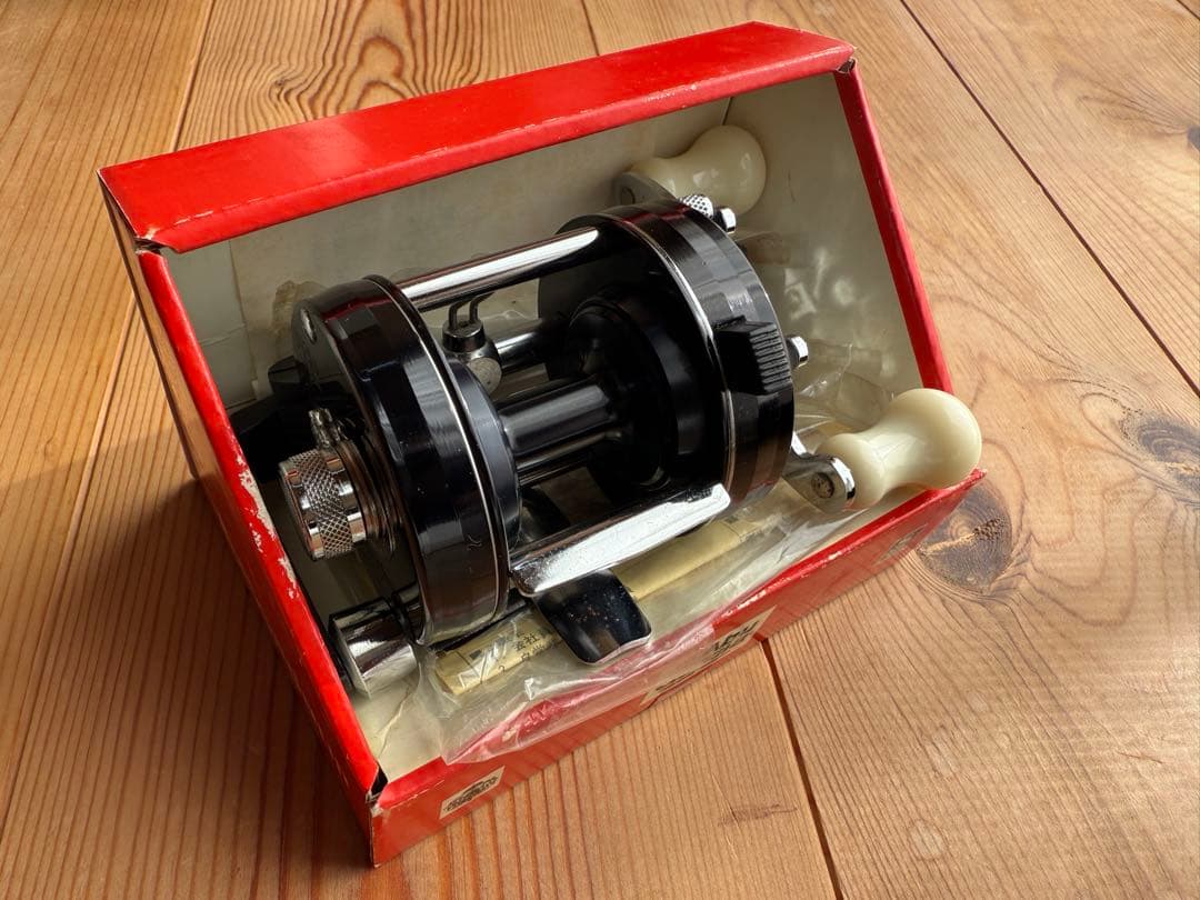 Abu ambassadeur 2500Cブラック