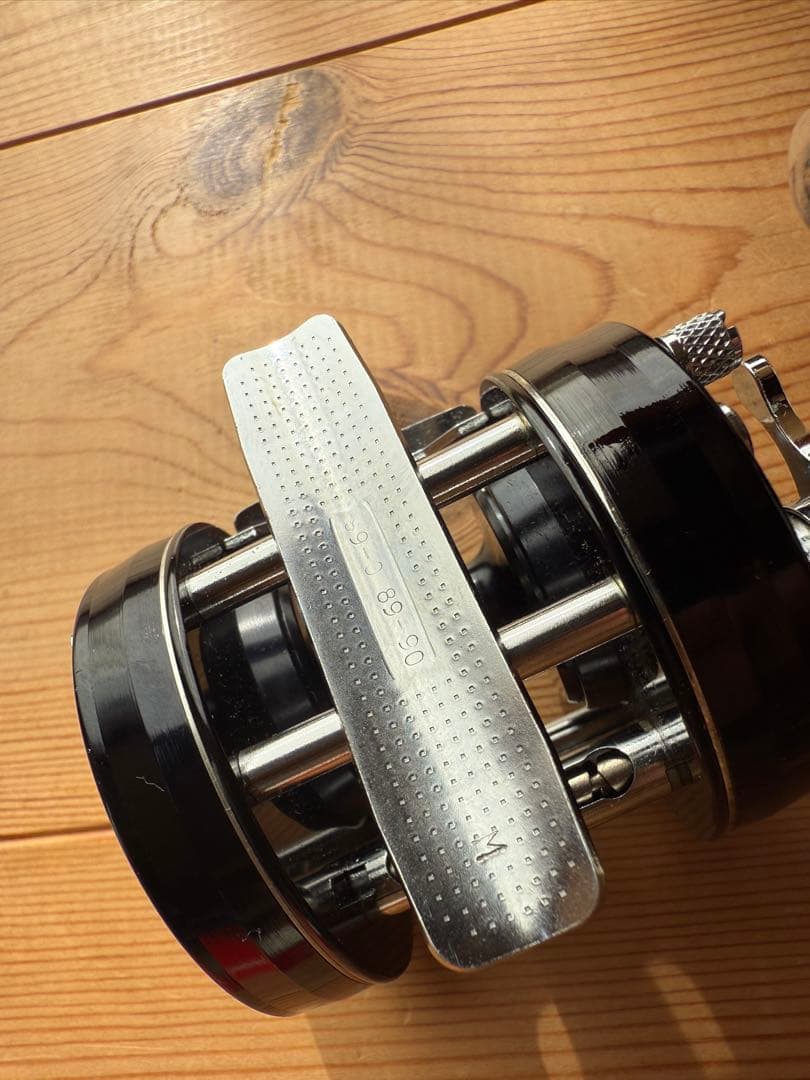 Abu ambassadeur 2500Cブラック