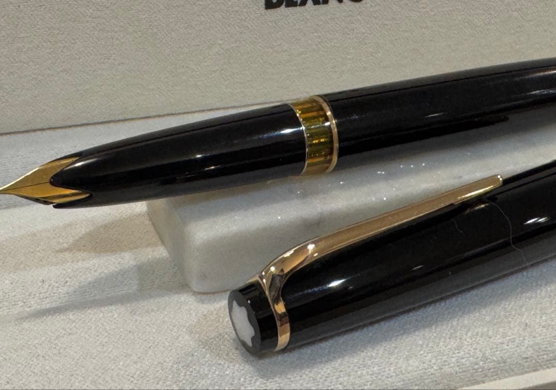 【極美品】モンブラン No 14 万年筆 ブラック 18K F細字