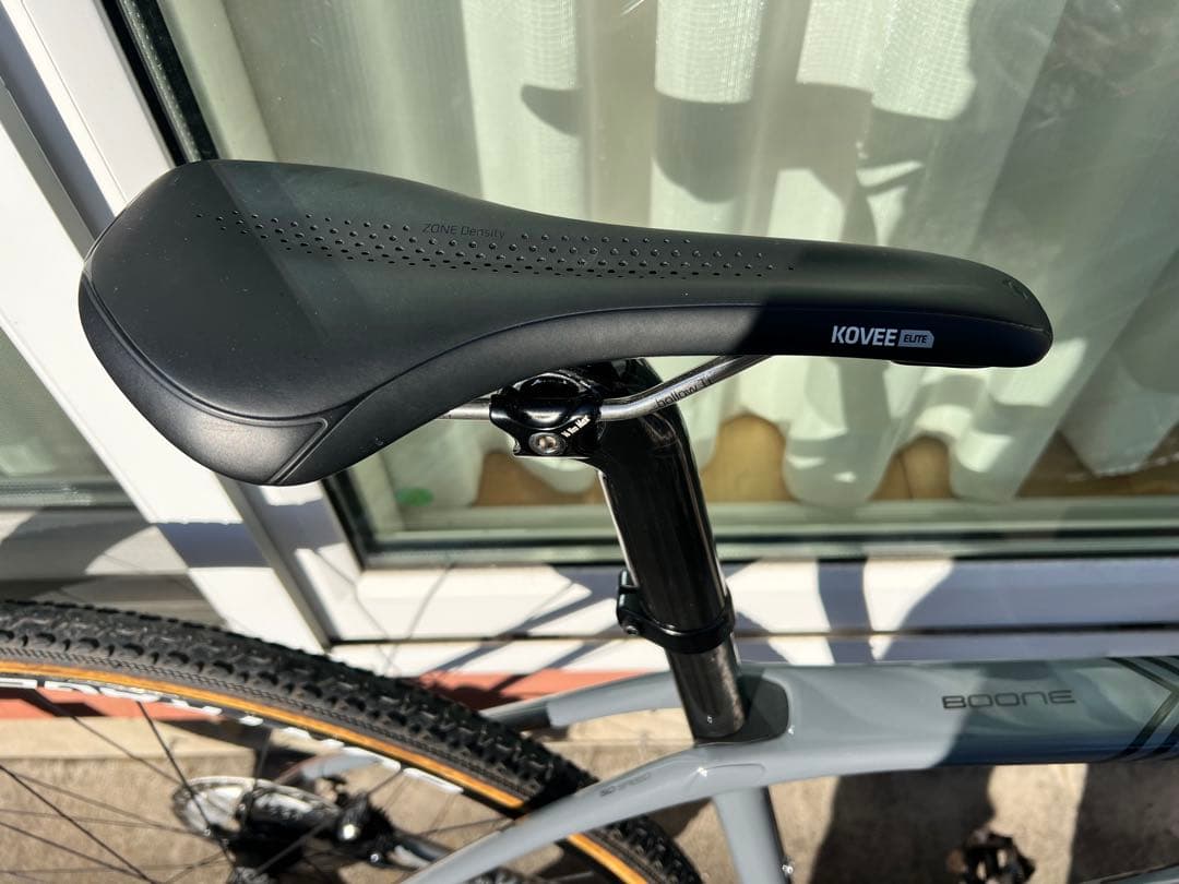 TREK Boone 2020モデル Di2 アルテグラ スペアホイール・タイヤ