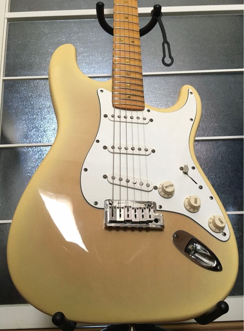 モ*コ様 【改造あり】Fender USA Deluxe Strat Plus