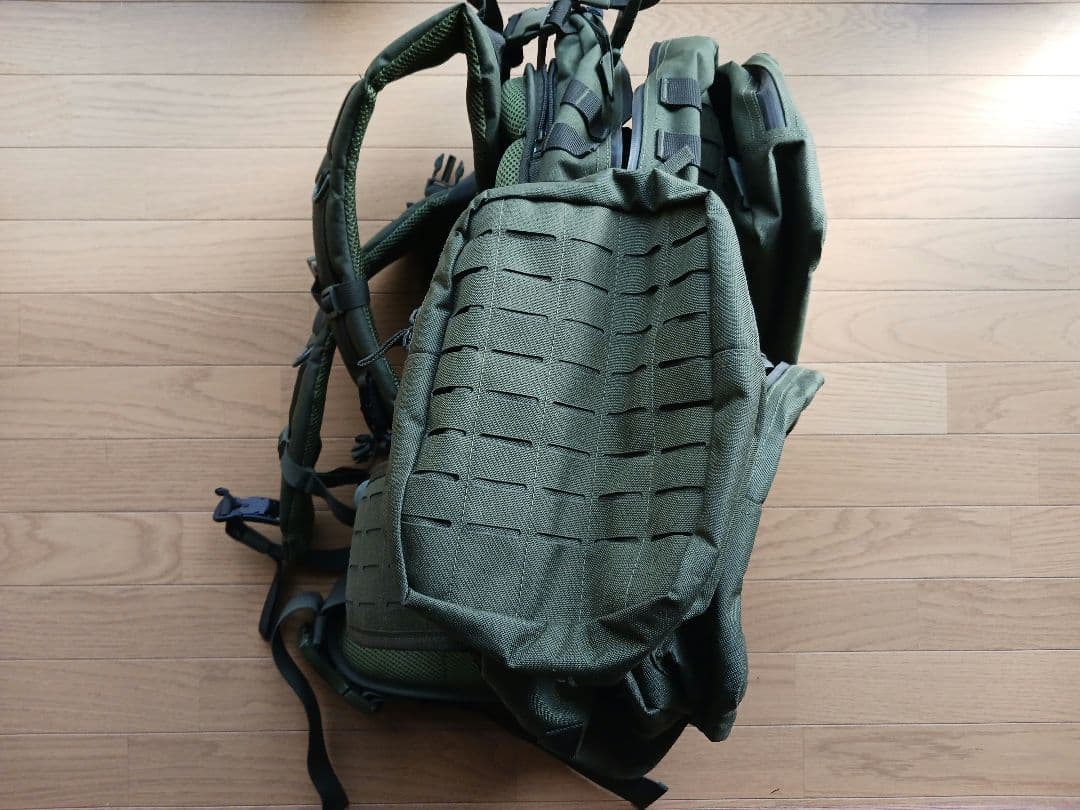 tora　AKmaxミリタリーUS モール スカイウォーカーリュックサック