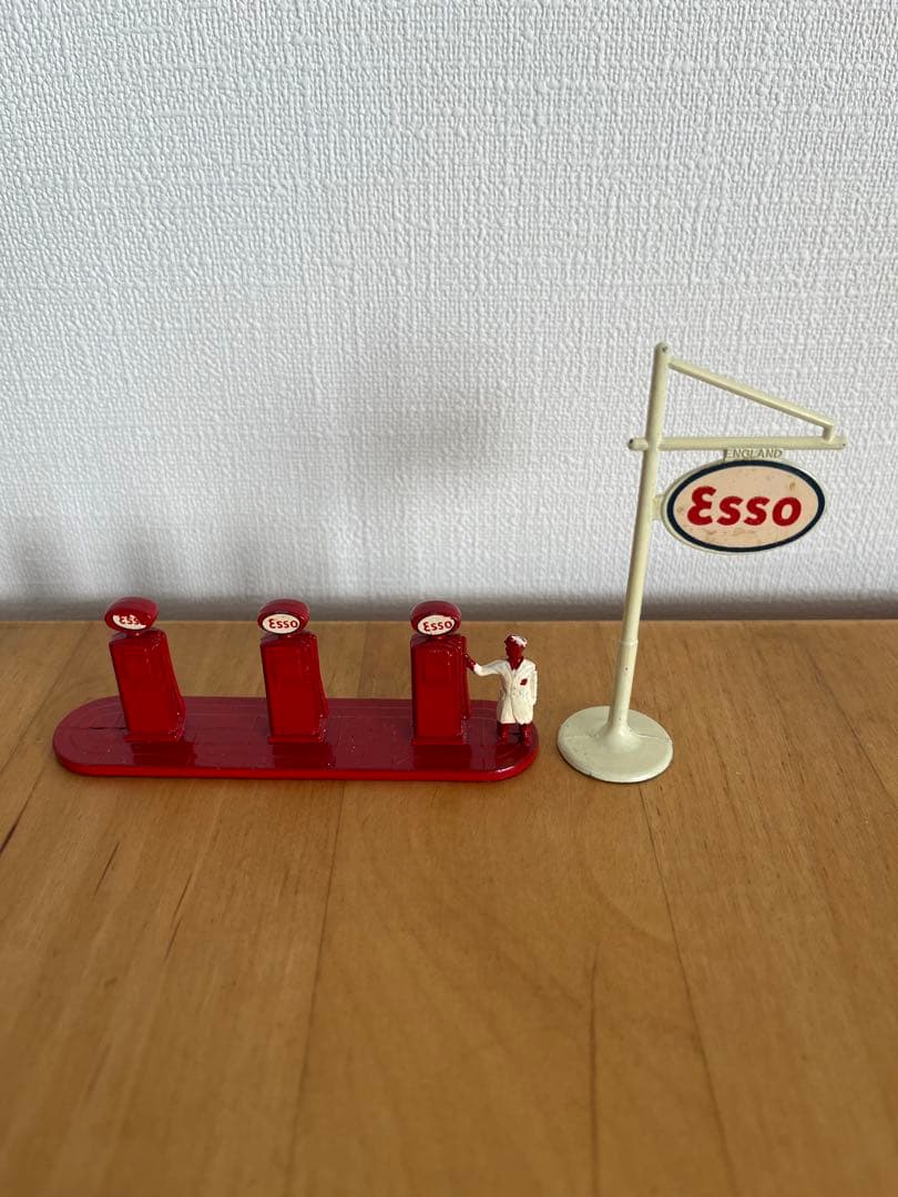 マッチボックス　レズニー　ESSO（エッソ）
