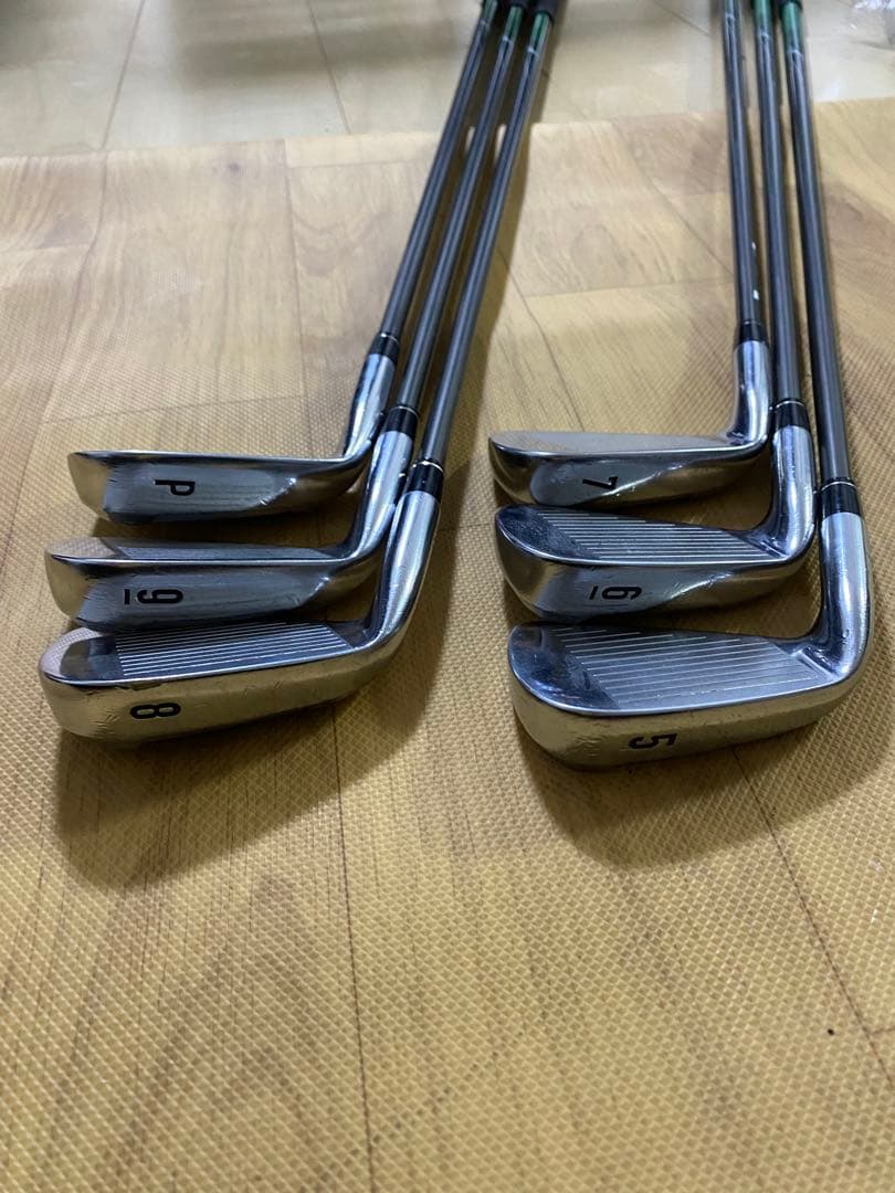 キャロウェイ　レガシーV 5からP 純正カーボンSR 6本セット