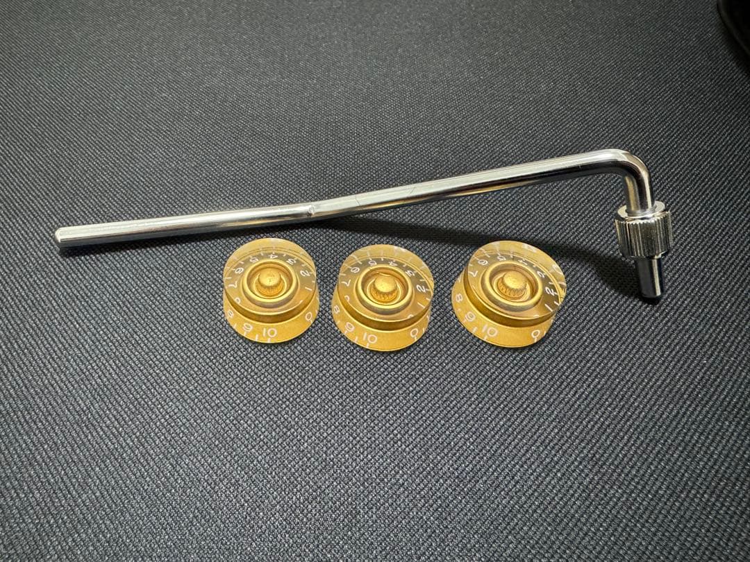 ギター DEAN ML79 FLOYD Trans Brazilia