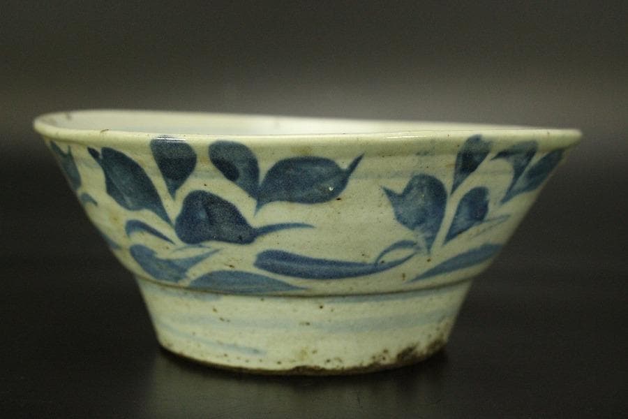 青花 碗 古染付 花弁文様 中国美術(メ1696)