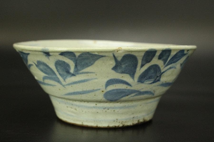 青花 碗 古染付 花弁文様 中国美術(メ1696)