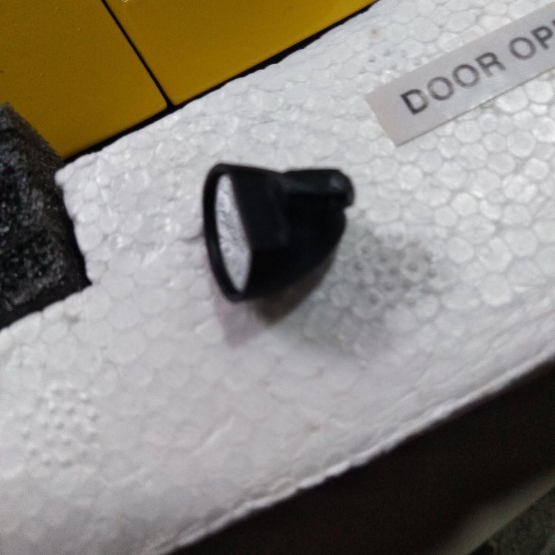 京商　ランボルギーニ　カウンタック　1/12 イエロー　右ミラーとれてます