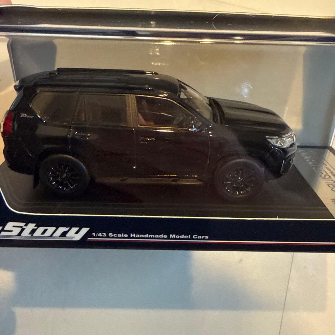 美品　ランドクルーザープラド　ミニカー　７０周年　ブラック　ハイストーリー