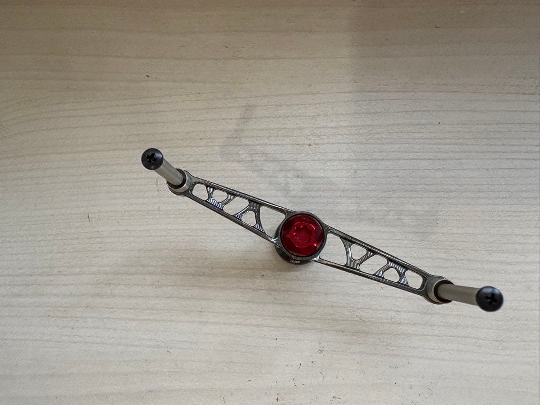 ★☆メガテック リブレ ウィング80 ハンドルプレート　超美品