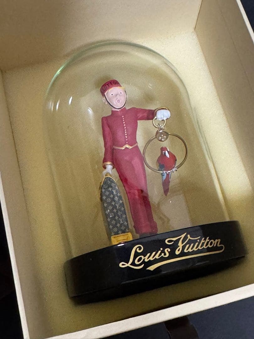 Louis Vuitton ベルボーイ フィギュア