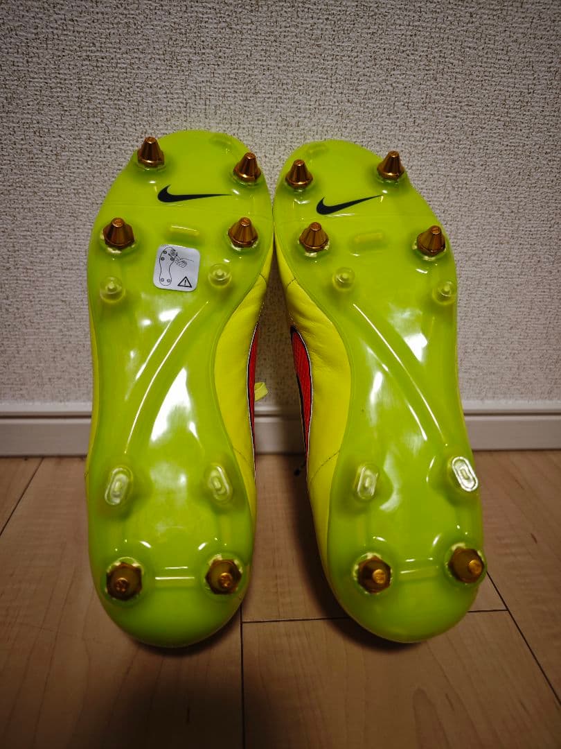 ナイキ ティエンポ レジェンドV ACC