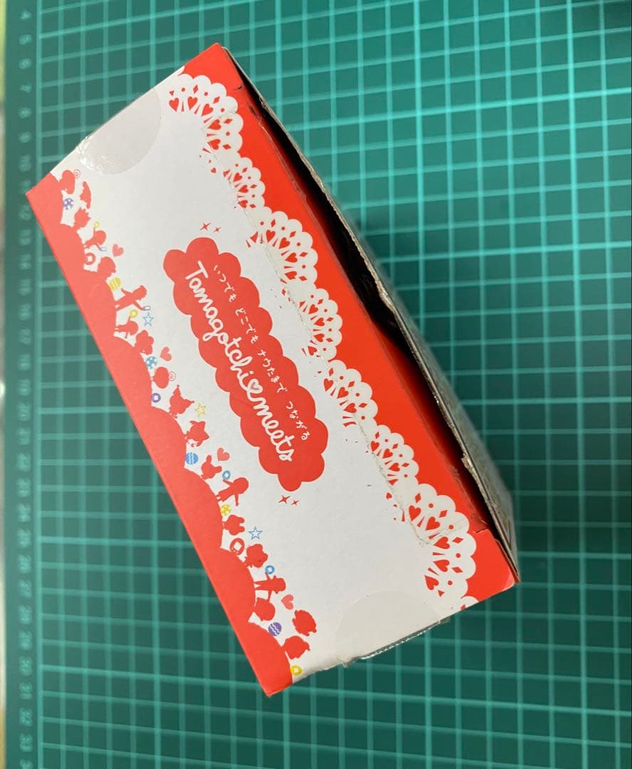 たまごっちみーつ サンリオキャラクターズ　レッド