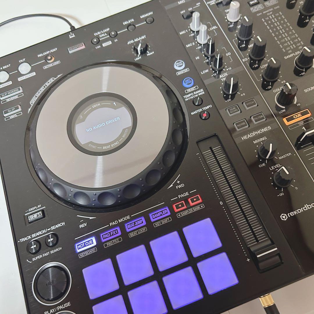 Pioneer DDJ-800 コントローラー
