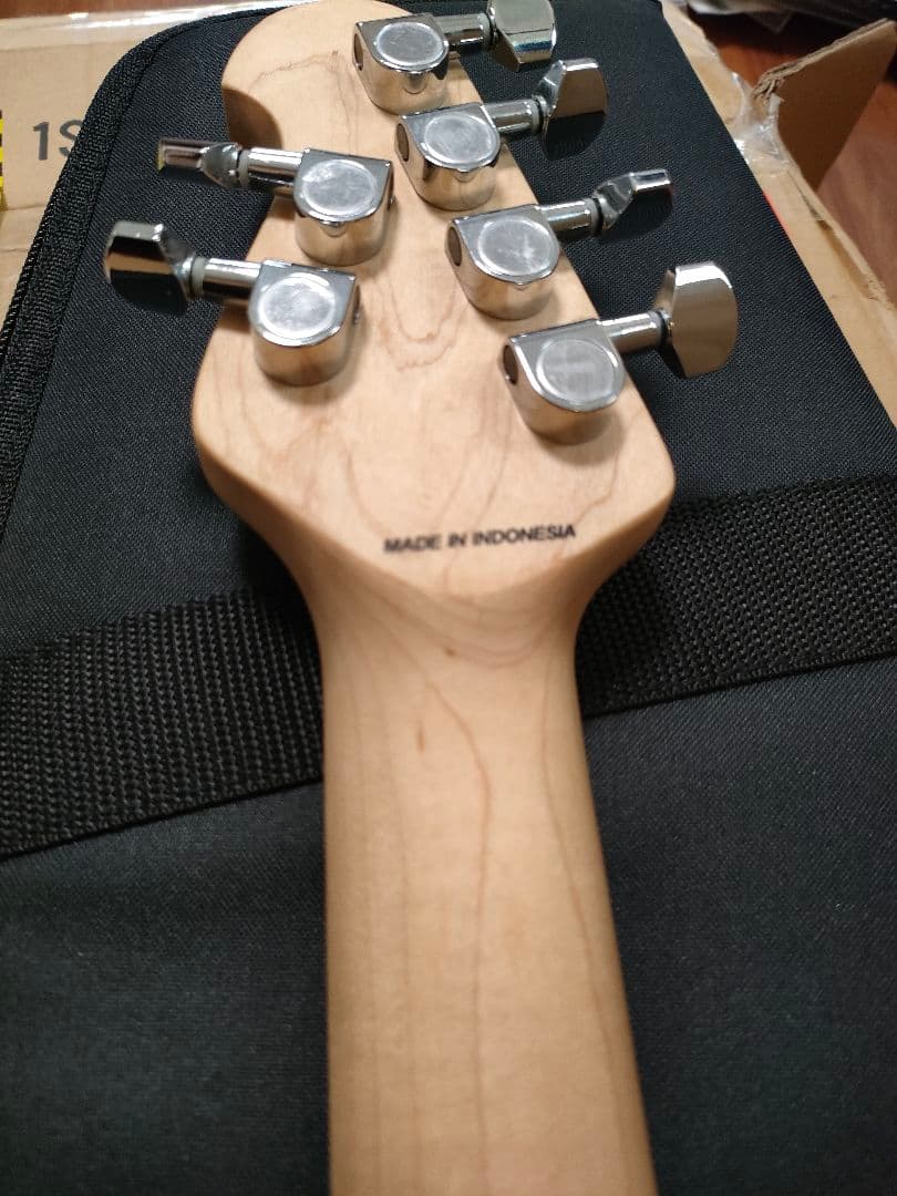 ギター Sterling by MUSIC MAN Axis S.U.B AX3FM