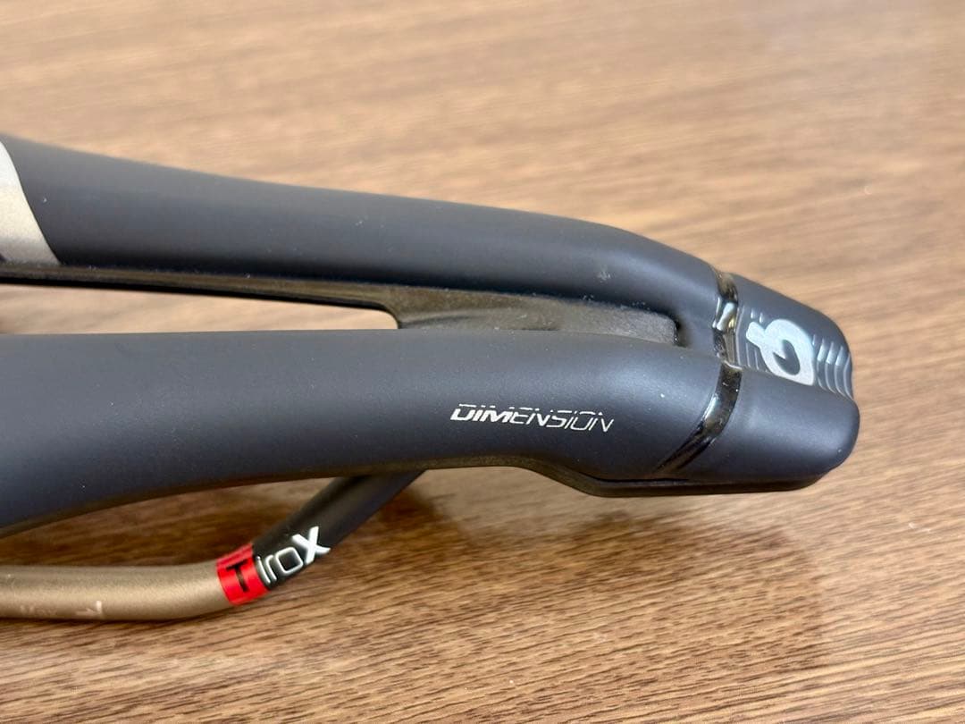 Prologo Dimension Tiroxレール 143mm ハードブラック