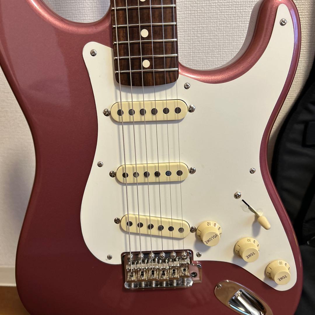 Fender Stratocasterチャーモデル