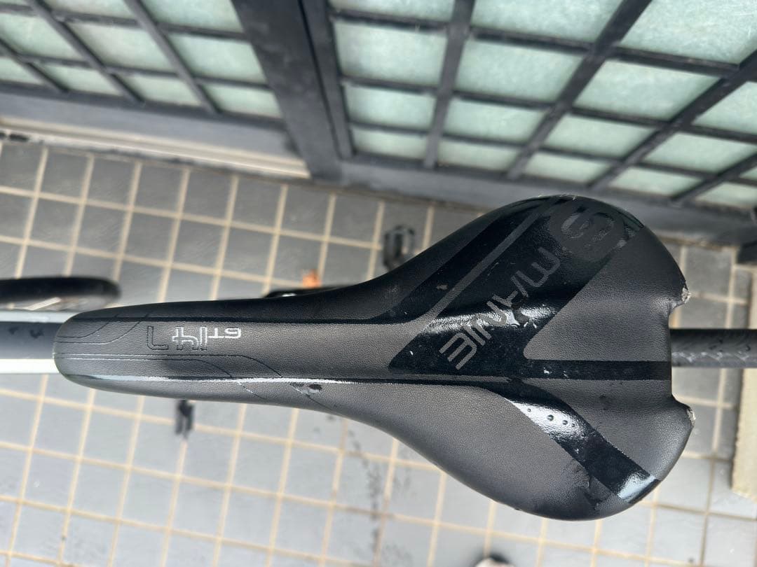 FELT SURPERLITE 福岡　自転車　市内引き取り限定　早い者勝ち