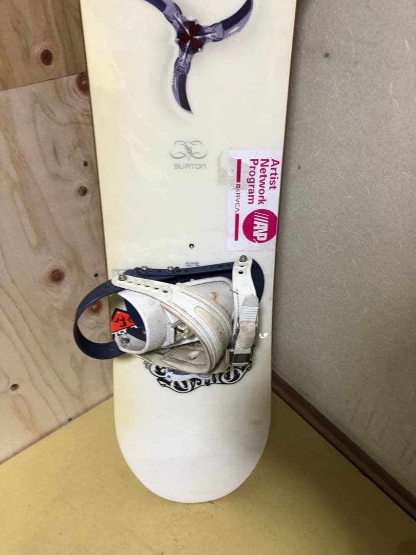 限界値引き　Burtonスノーボードビンディングセット