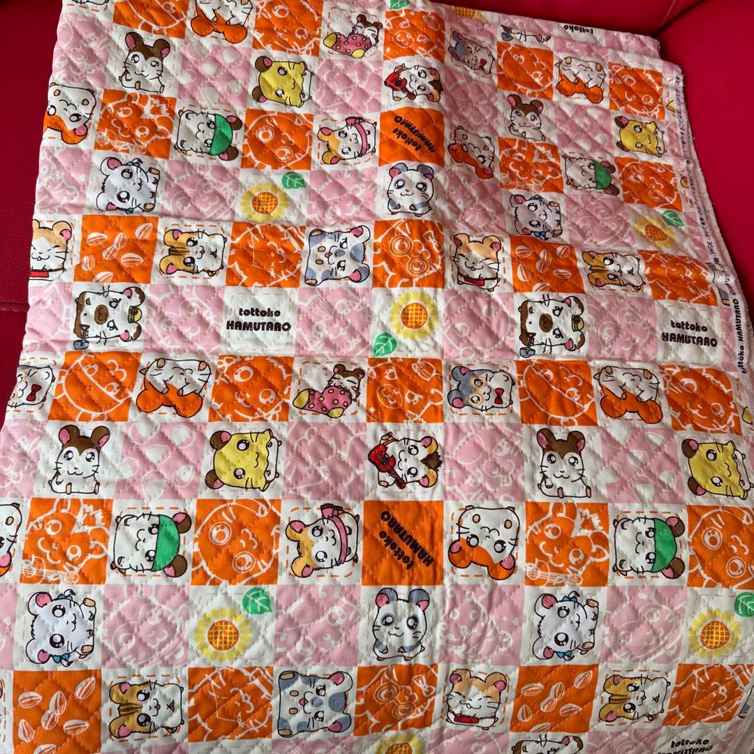 希少　レトロ　とっとこハム太郎　大きなキルト生地　約100×123cm