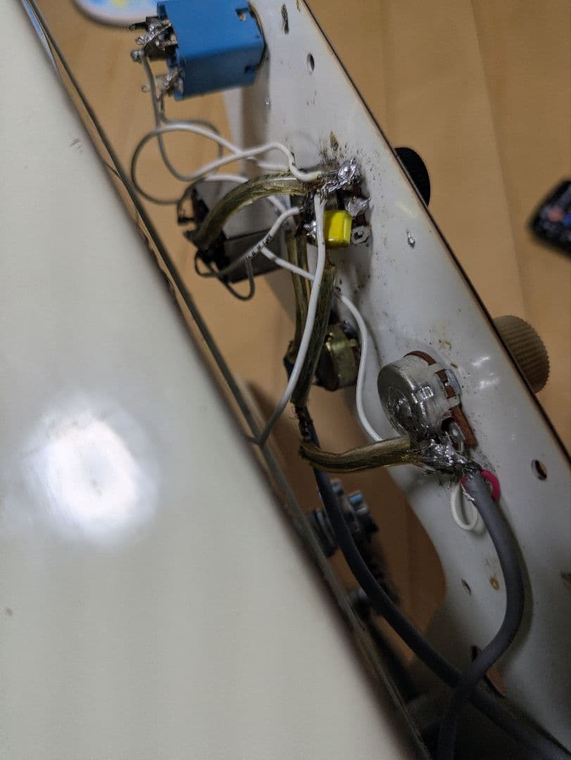 Flavor　flyingV タイプ　エレキギター