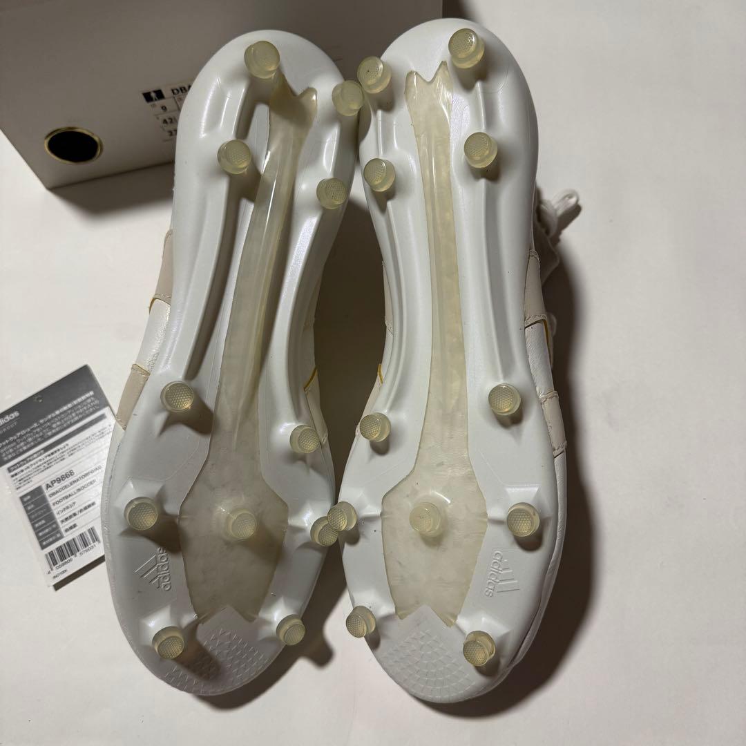 シューズ Predator Accelerator FG Remake