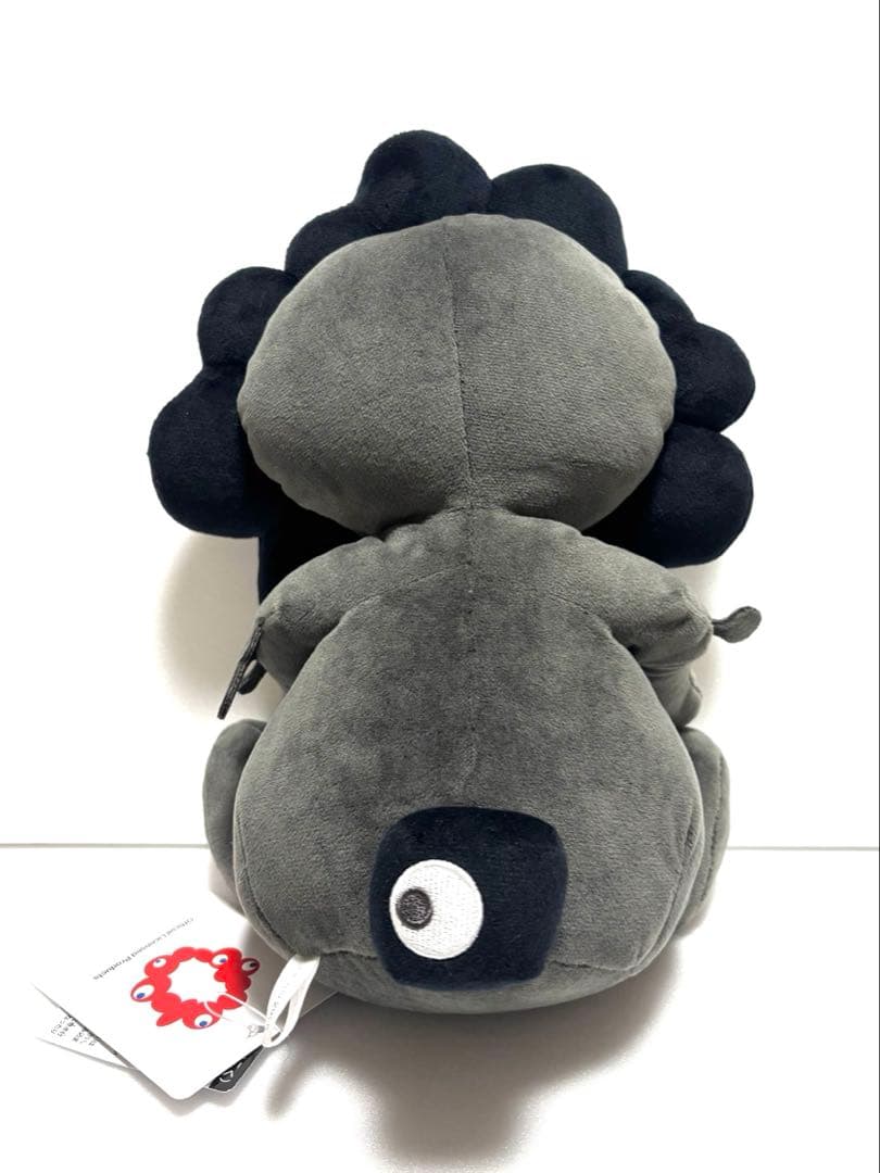 【お顔•後姿厳選】Mサイズ　黒ミャクミャク　お手玉風ぬいぐるみ　新品タグ付き