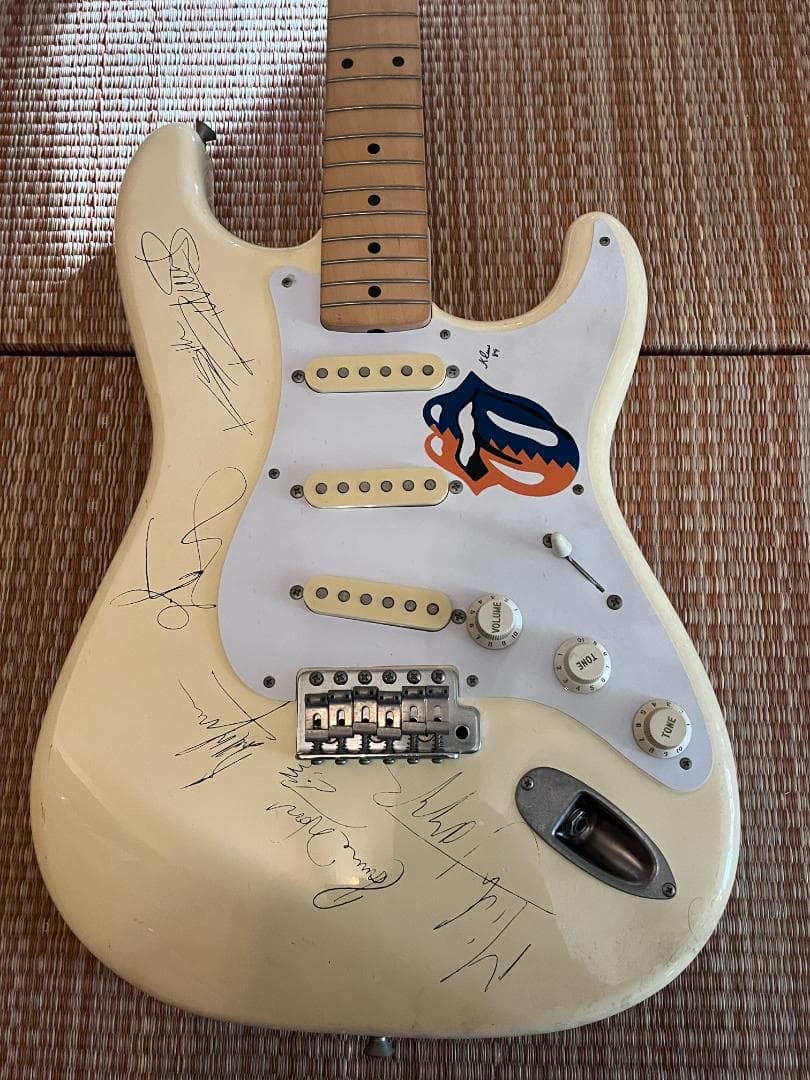 ローリングストーンズ来日記念レプリカギター ストラト RollingStones