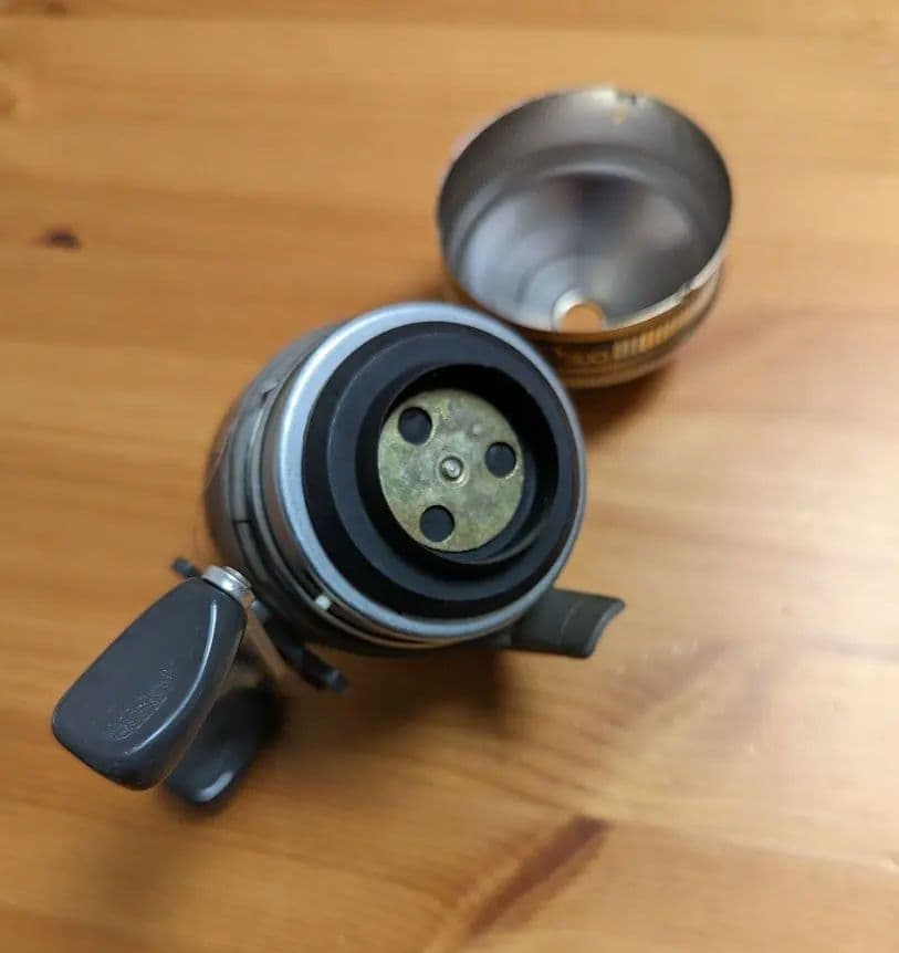 ゼブコ　クローズドフェイスリール