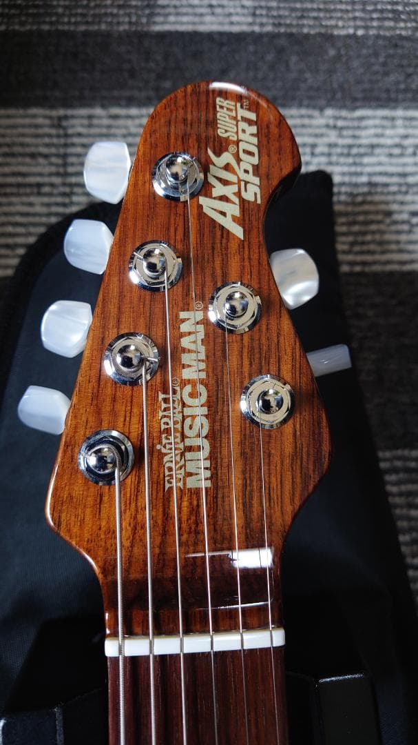 music man：Axis Super Sport MM90 Rosewood