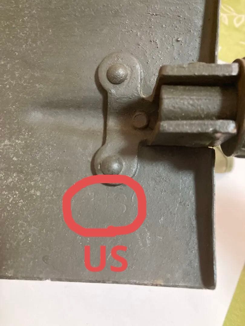 【米軍放出品】折りたたみ式シャベルと収納ケース