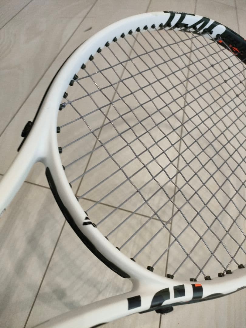 Tecnifibre TF40 テニスラケット 315g 98平方インチ