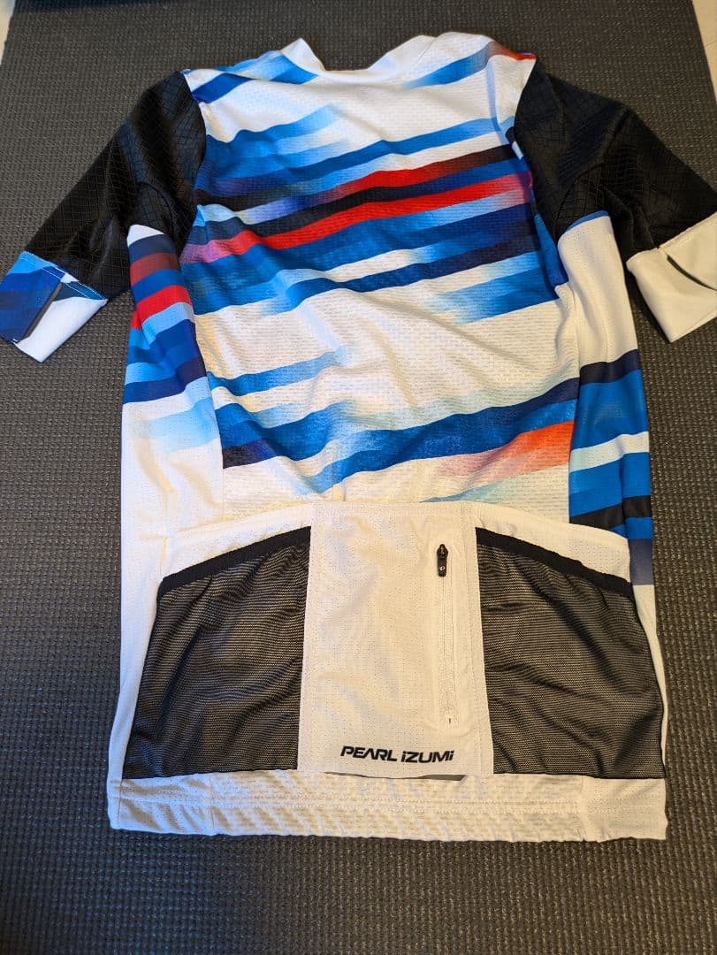 パールイズミ　スピードレースジャージLサイズ