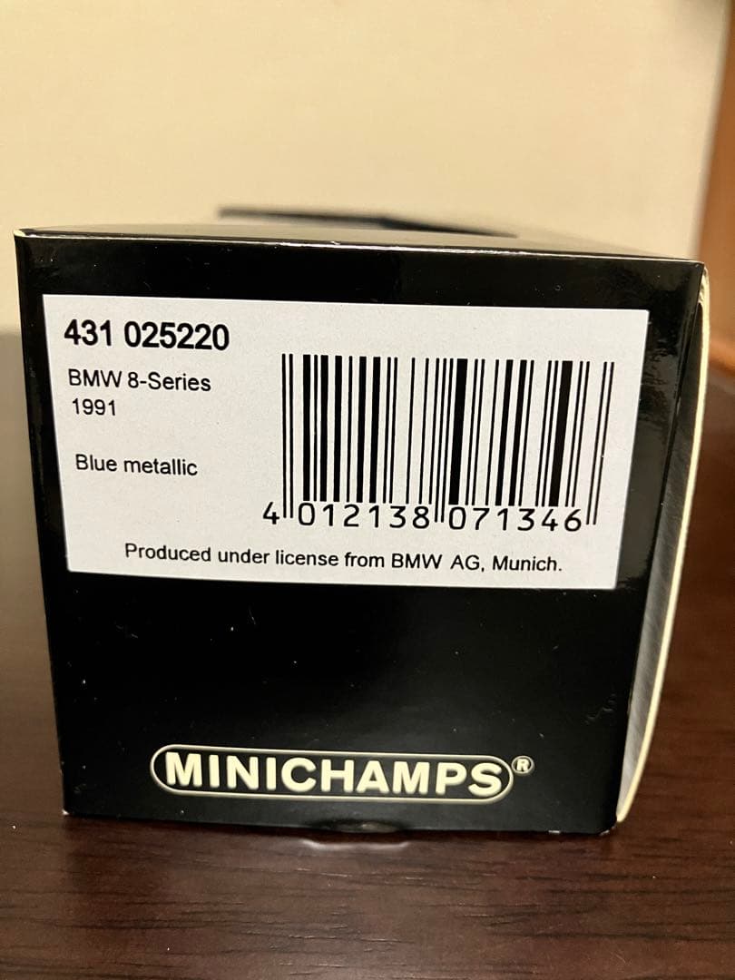 希少 ミニチャンプス 1/43  850i E31型 ブルーメタリック