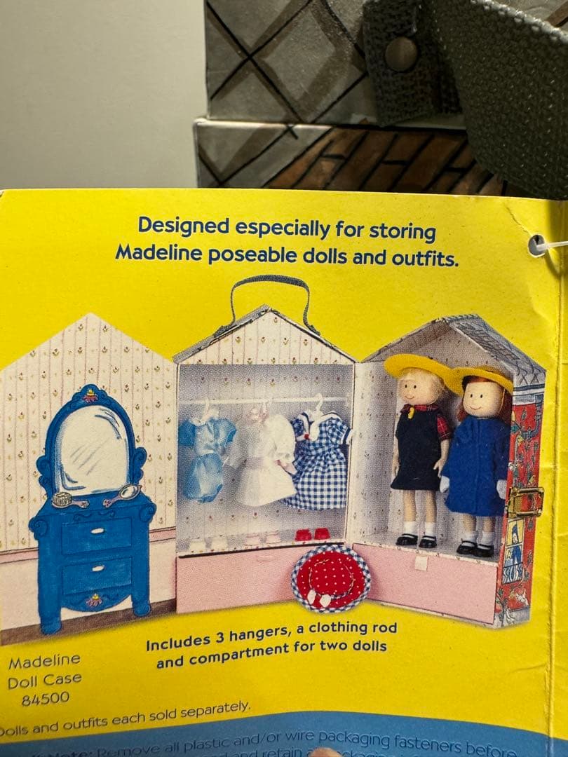 マドレーヌちゃん　ドールケース　未使用　未開封シュリンク付き