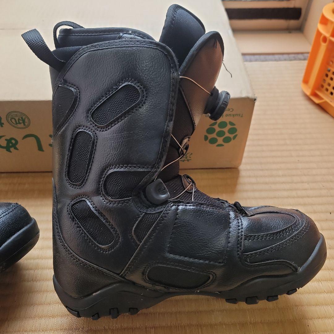 ブラック スノーボードブーツ ダイヤル式25センチ
